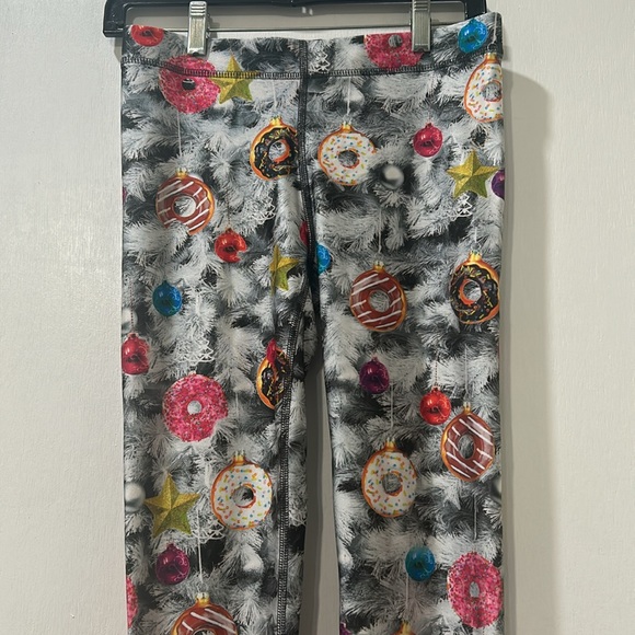 TEREZ LEGGIN DONUT ORNAMENT HOLIDAY  PRINT MID RISE WOMENS SZ MEDIUM - Picture 2 of 10